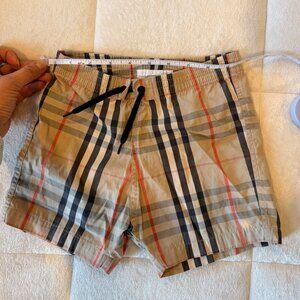 Cute Burberry trunks GUC